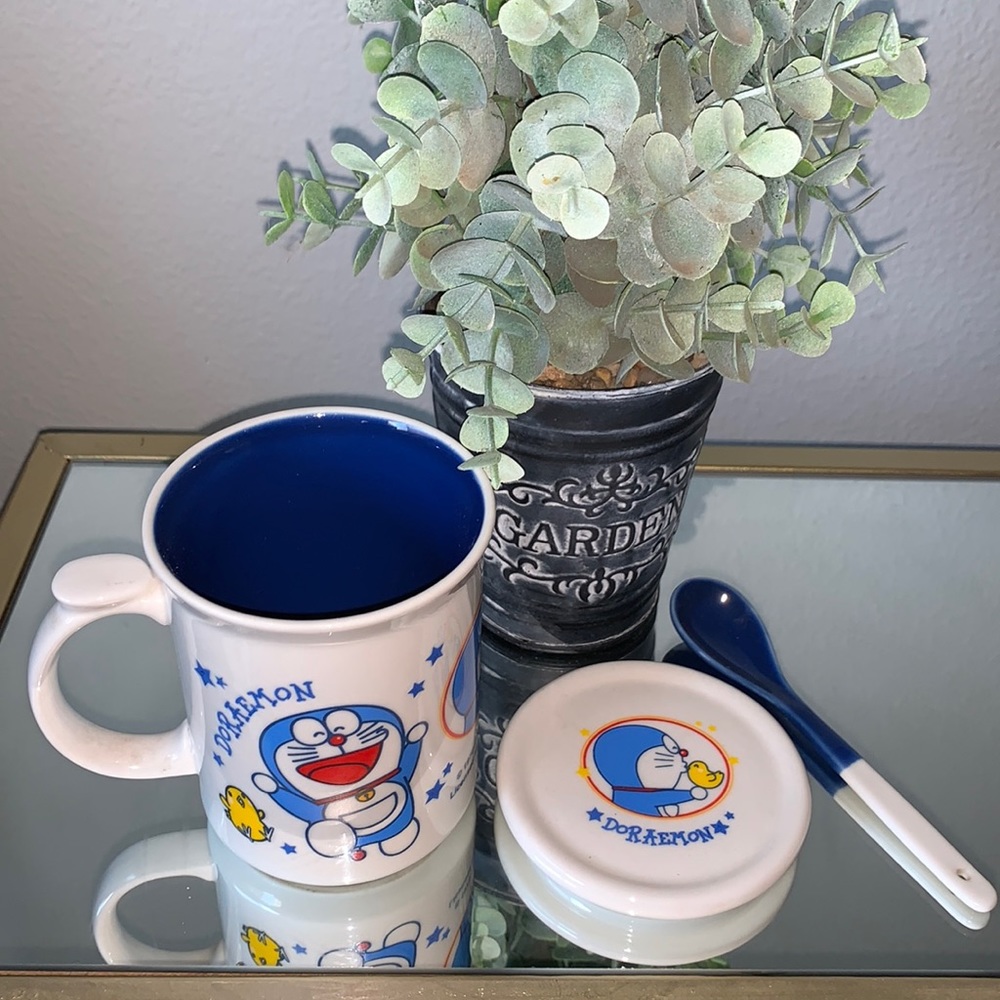 VINTAGE DORAEMON COFFEE MUG W/LID & SPOON